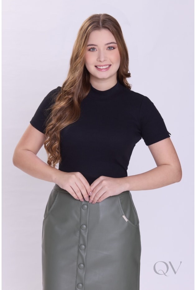 BLUSA BÁSICA COM GOLA EM MALHA CANELADA PRETO - HAPUK