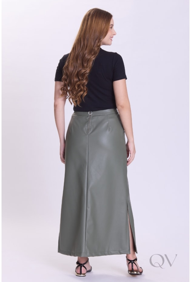 BLUSA BÁSICA COM GOLA EM MALHA CANELADA PRETO - HAPUK