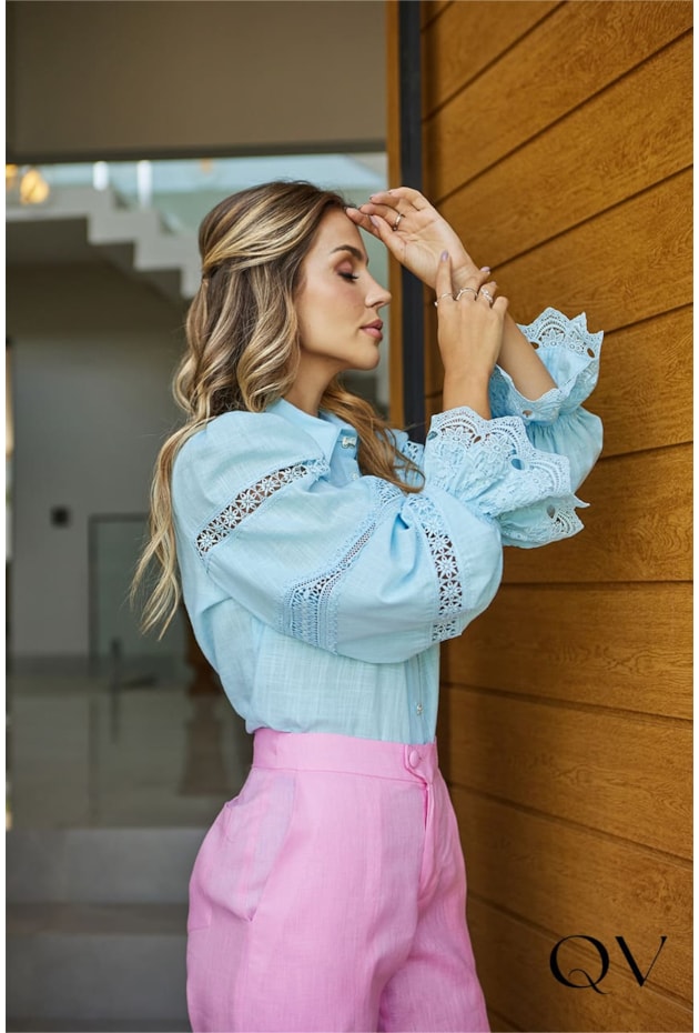 BLUSA BOTÕES BRILHANTES AZUL - DOCE MARIA BLUSA BOTÕES BRILHANTES AZUL - DOCE MARIA