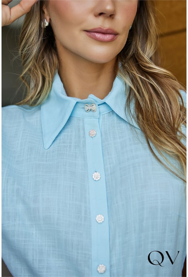 BLUSA BOTÕES BRILHANTES AZUL - DOCE MARIA BLUSA BOTÕES BRILHANTES AZUL - DOCE MARIA