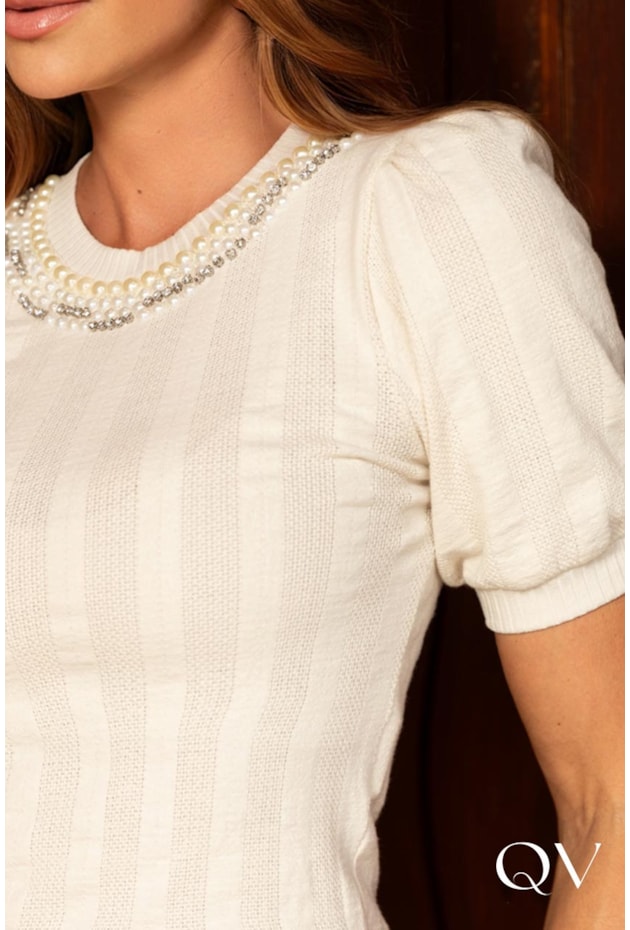 BLUSA CANELADA COM PEDRARIA OFF WHITE - ARTSY BLUSA CANELADA COM PEDRARIA OFF WHITE - ARTSY