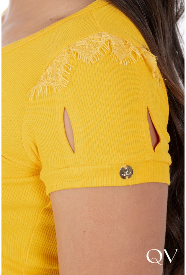 BLUSA CANELADA COM RENDA AMARELO - HAPUK BLUSA CANELADA COM RENDA AMARELO - HAPUK