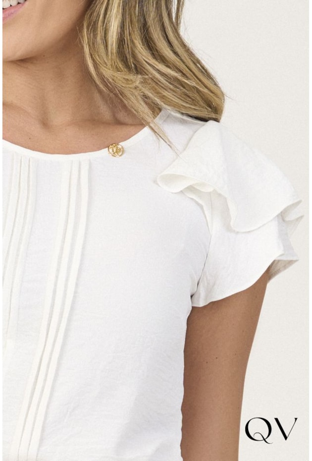 BLUSA COM BABADO E PREGAS OFF WHITE - VIA TOLENTINO BLUSA COM BABADO E PREGAS OFF WHITE - VIA TOLENTINO