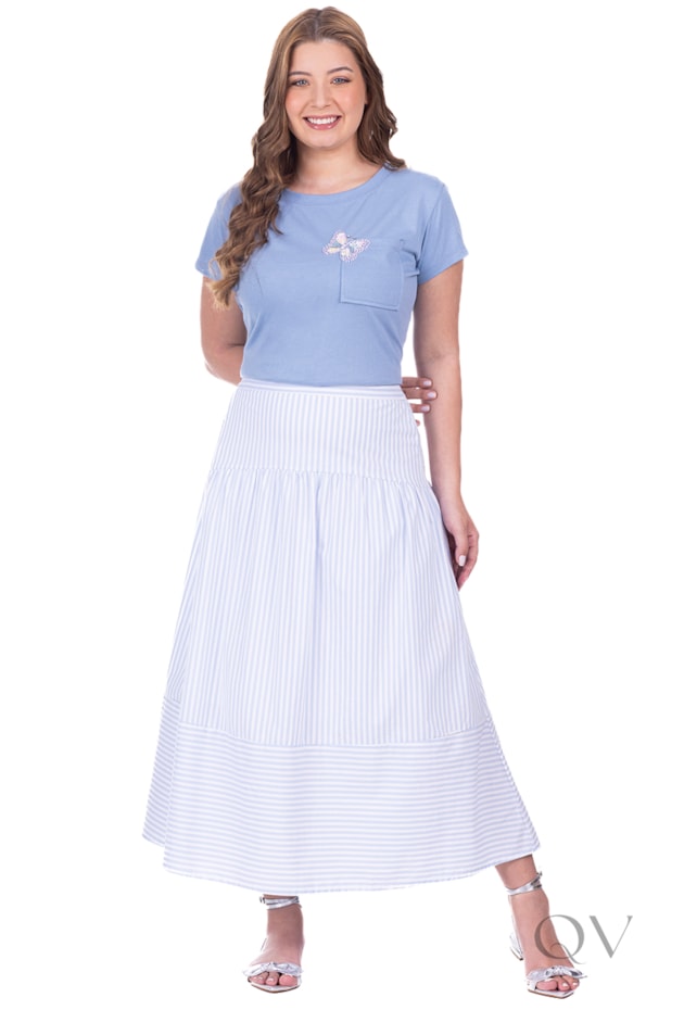 BLUSA COM BORDADO BORBOLETA EM MALHA DE ALGODÃO AZUL - HAPUK