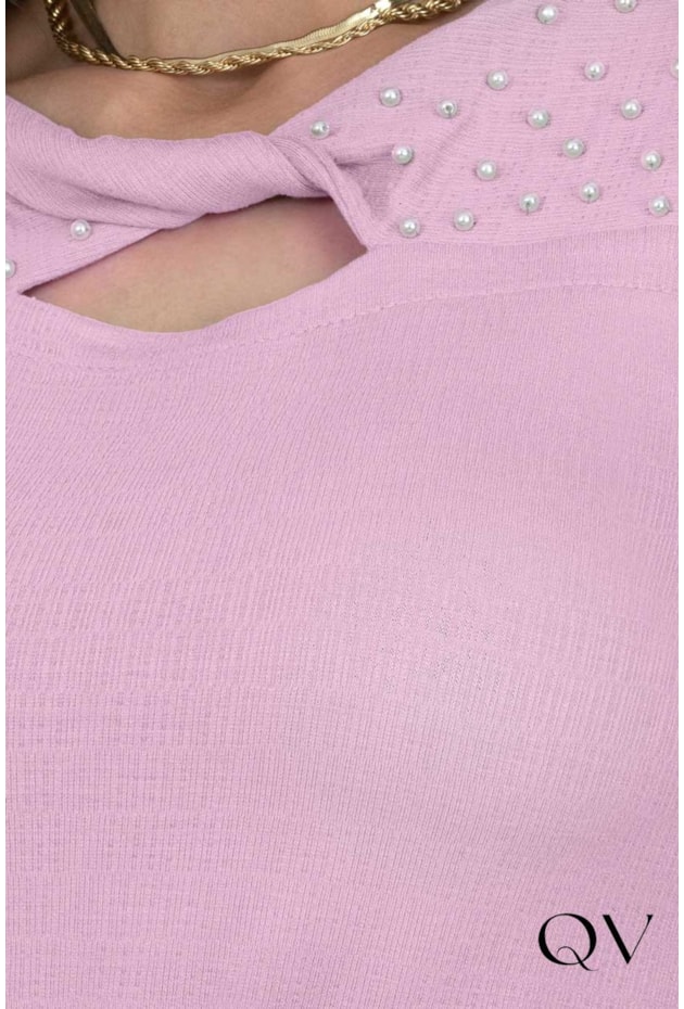 BLUSA COM BORDADO EM PÉROLAS E DETALHE TORCIDO ROSA - VIA TOLENTINO