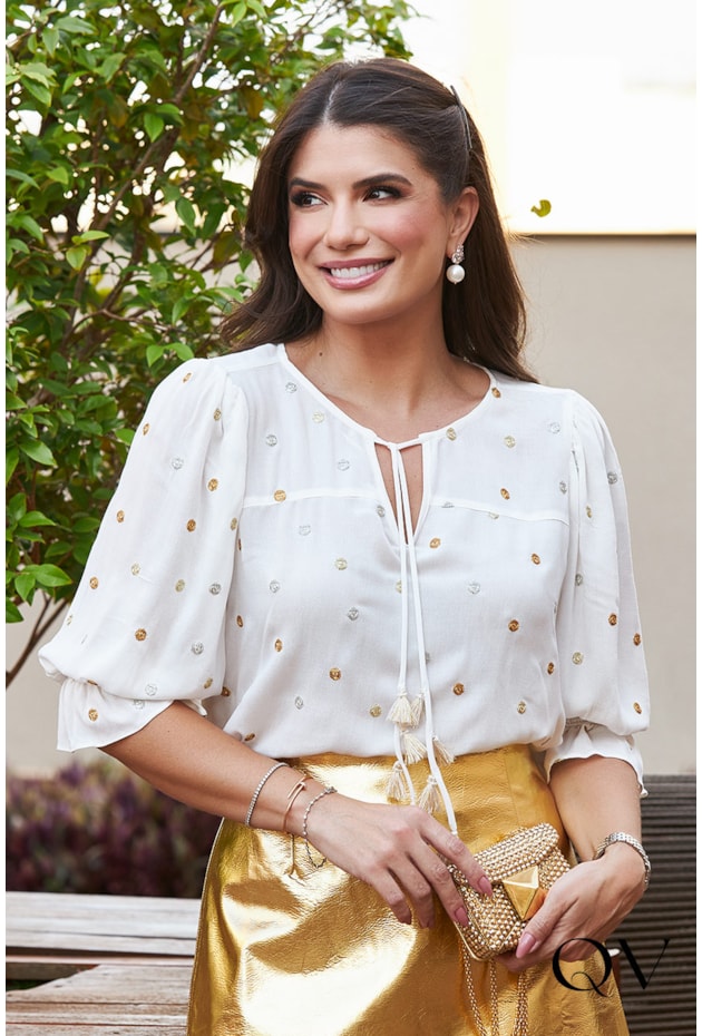 Blusa Com Bordados Metálicos Off Luzia Fazzolli QVestido Moda