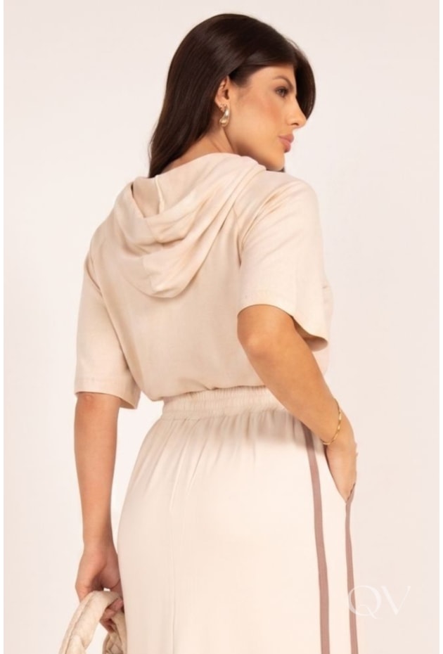 BLUSA COM CAPUZ EM MALHA MOLETINHO NUDE - LEKAZIS