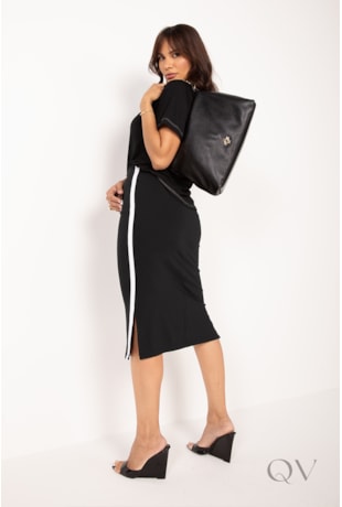 BLUSA COM CAPUZ EM VISCOLYCRA PRETO - LEKAZIS