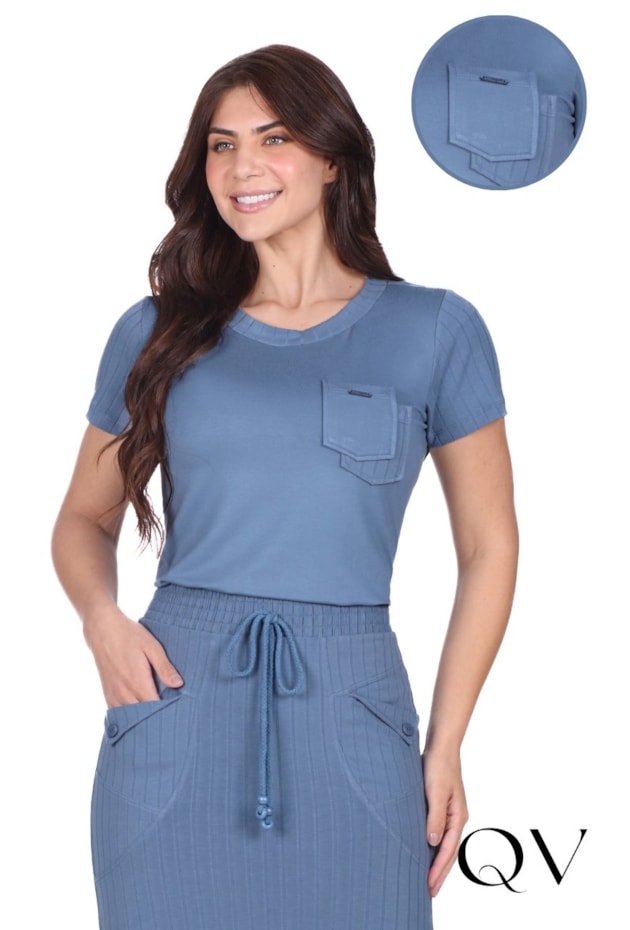 BLUSA COM DECOTE REDONDO EM MALHA LISA E CANELADA AZUL - HAPUK