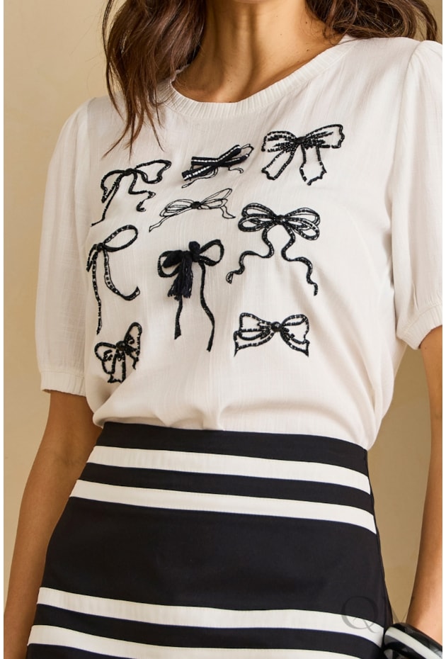 BLUSA COM ESTAMPA DE LAÇO EM VISCOSE OFF WHITE - ARTSY