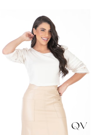 BLUSA COM GUIPIR POÁ DOURADO - HAPUK