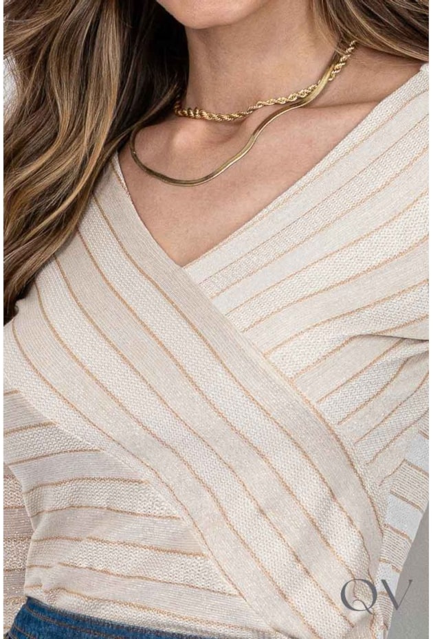 BLUSA COM RECORTE TRANSPASSADO LISTRADO - VIA TOLENTINO BLUSA COM RECORTE TRANSPASSADO LISTRADO - VIA TOLENTINO