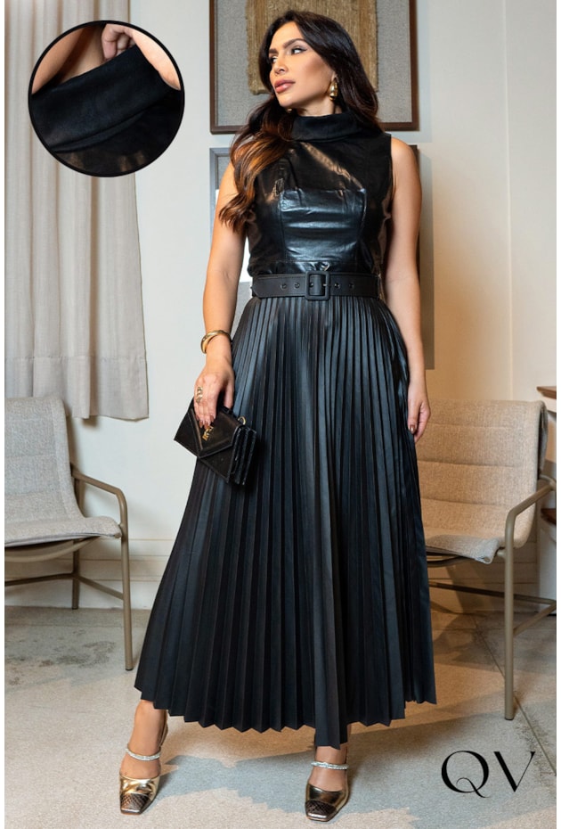 BLUSA COURO GOLA ALTA PRETO - LUZIA FAZZOLLI BLUSA COURO GOLA ALTA PRETO - LUZIA FAZZOLLI