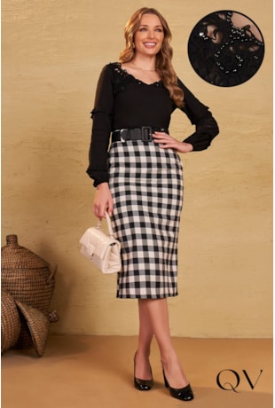 BLUSA CREPE BORDADA PRETO - FASCÍNIUS