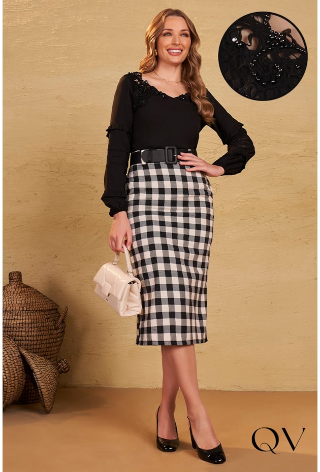 BLUSA CREPE BORDADA PRETO - FASCÍNIUS