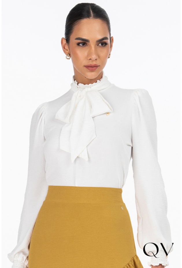BLUSA CREPE COM AMARRAÇÃO OFF - VIA TOLENTINO BLUSA CREPE COM AMARRAÇÃO OFF - VIA TOLENTINO