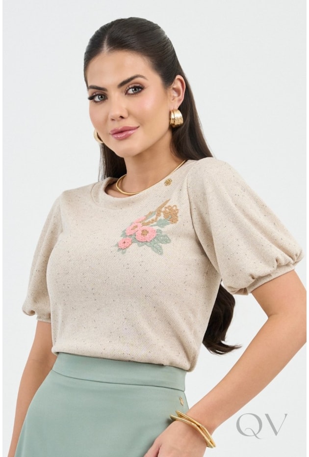 BLUSA CROPPED COM BORDADO INDUSTRIAL EM MALHA CRU - VIA TOLENTINO