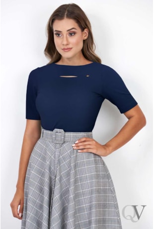 BLUSA DECOTE FECHADO E ABERTURA FRONTAL MARINHO - VIA TOLENTINO