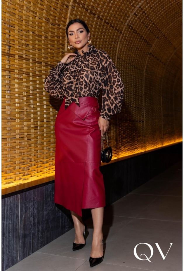 BLUSA EM CHIFFON COM ESTAMPA ANIMAL PRINT - LUZIA FAZZOLLI