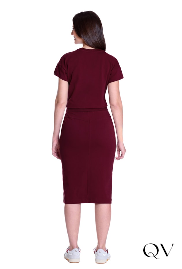 BLUSA EM MOLETINHO E RIBANA EM PÉROLAS DE PINO BORDÔ - HAPUK BLUSA EM MOLETINHO E RIBANA EM PÉROLAS DE PINO BORDÔ - HAPUK