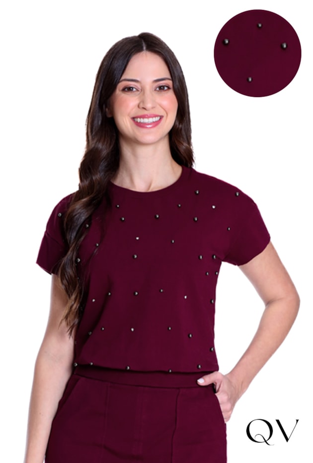 BLUSA EM MOLETINHO E RIBANA EM PÉROLAS DE PINO BORDÔ - HAPUK