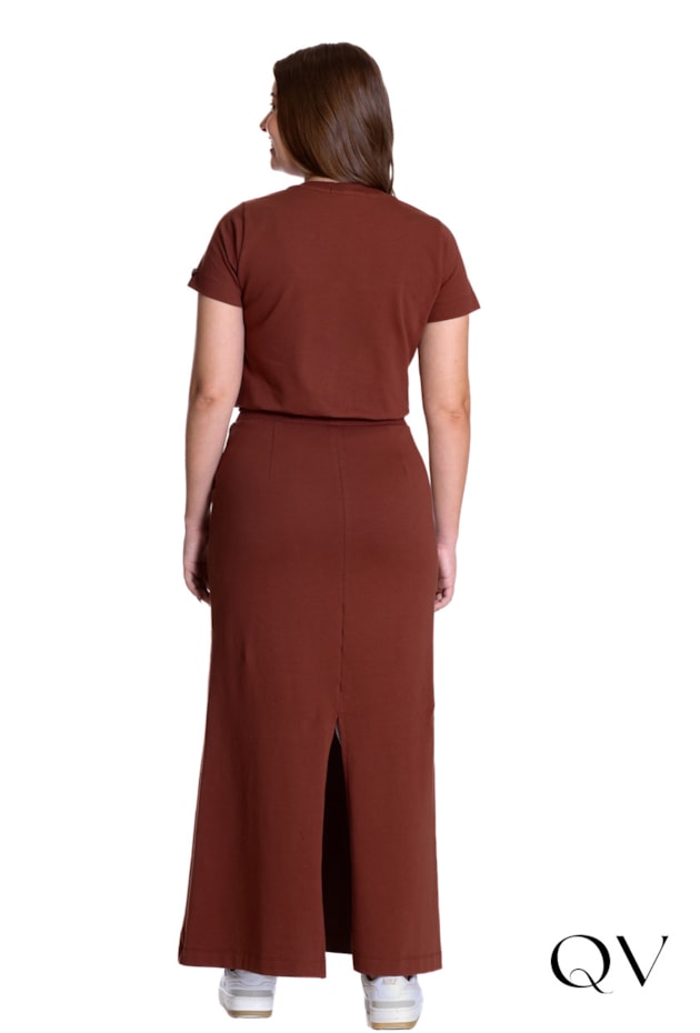 BLUSA EM MOLETINHO TERMOCOLANTE BORDADO MANUAL MARROM - HAPUK