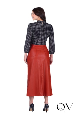 BLUSA EM TECIDO PLANO COM ESTAMPA EM POÁ PRETO - HAPUK