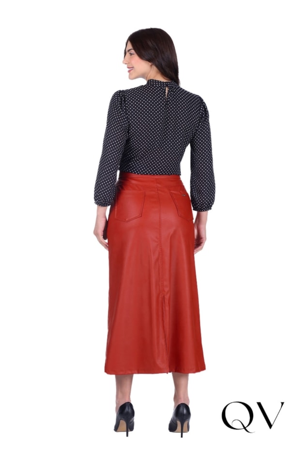 BLUSA EM TECIDO PLANO COM ESTAMPA EM POÁ PRETO - HAPUK