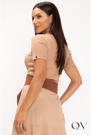 BLUSA EM TRICOT MEIA GOLA BEGE - LEKAZIS