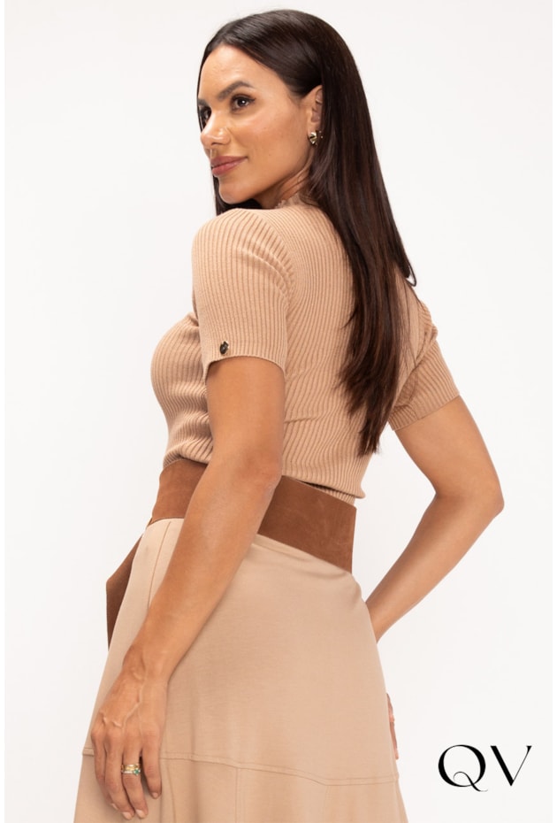 BLUSA EM TRICOT MEIA GOLA BEGE - LEKAZIS