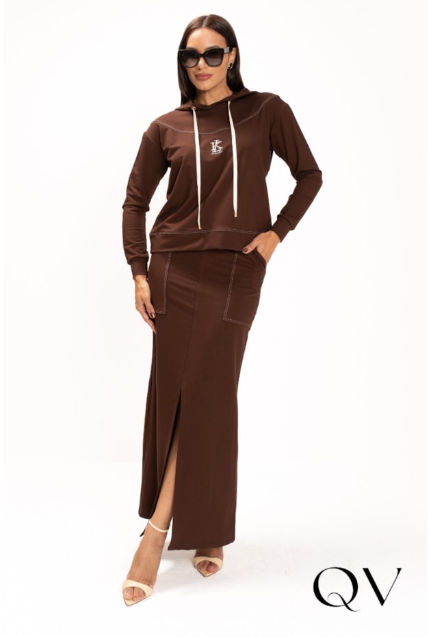 BLUSA EM VISCOSE MOLETOM COM CAPUZ MARROM - LEKAZIS