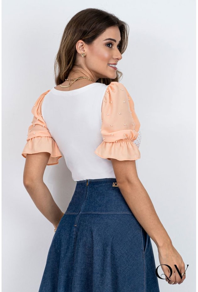 BLUSA ESTAMPA FRONTAL E PÉROLAS SALMÃO - VIA TOLENTINO