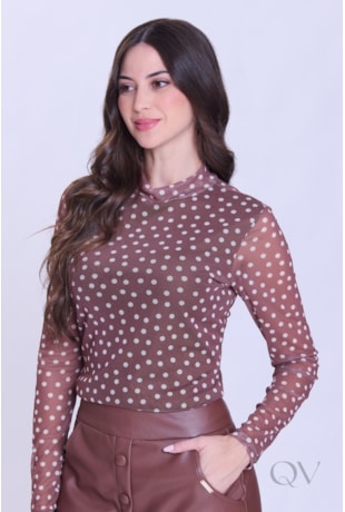 BLUSA ESTAMPADA EM MALHA TULE MARROM - HAPUK