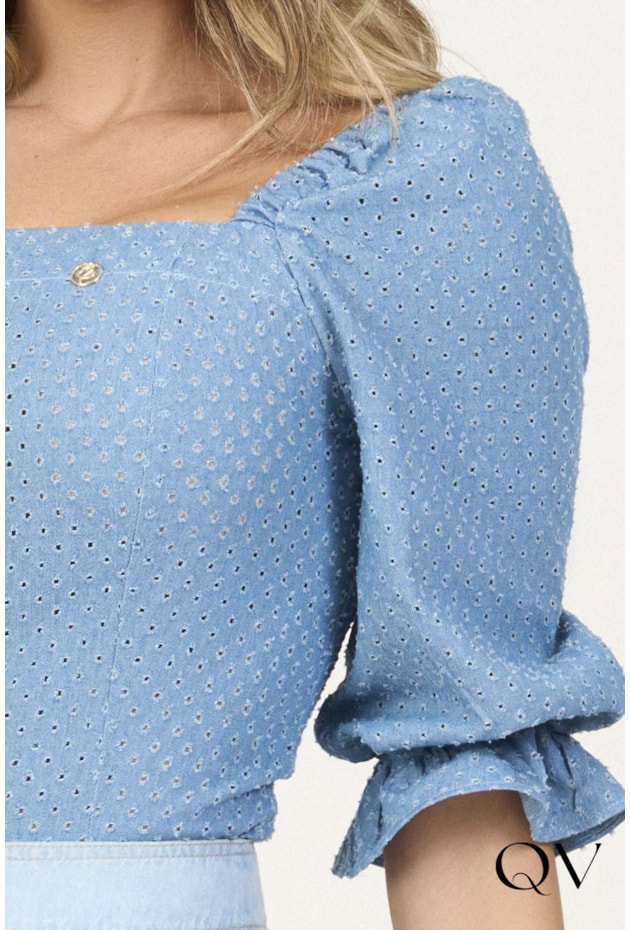 BLUSA JEANS COM DECOTE QUADRADO - VIA TOLETINO BLUSA JEANS COM DECOTE QUADRADO - VIA TOLETINO