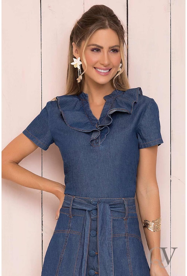 BLUSA JEANS GOLA V E BABADO NO DECOTE - LAURA ROSA BLUSA JEANS GOLA V E BABADO NO DECOTE - LAURA ROSA