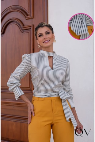 BLUSA LISTRADA DECOTE COM ABERTURA PRETO - EVA BELLA