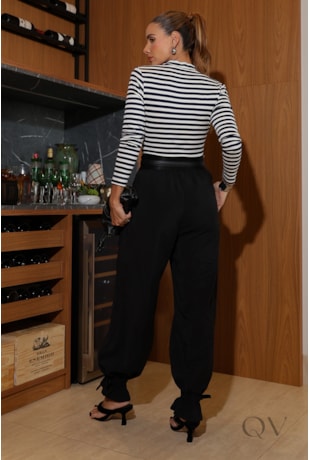 BLUSA LISTRADA EM MALHA CANELADA MARINHO - LUZIA FAZZOLLI