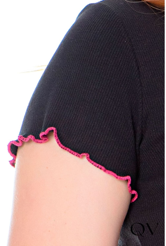 BLUSA MALHA CANELADA COM BORDADO FLORES PRETO - HAPUK BLUSA MALHA CANELADA COM BORDADO FLORES PRETO - HAPUK