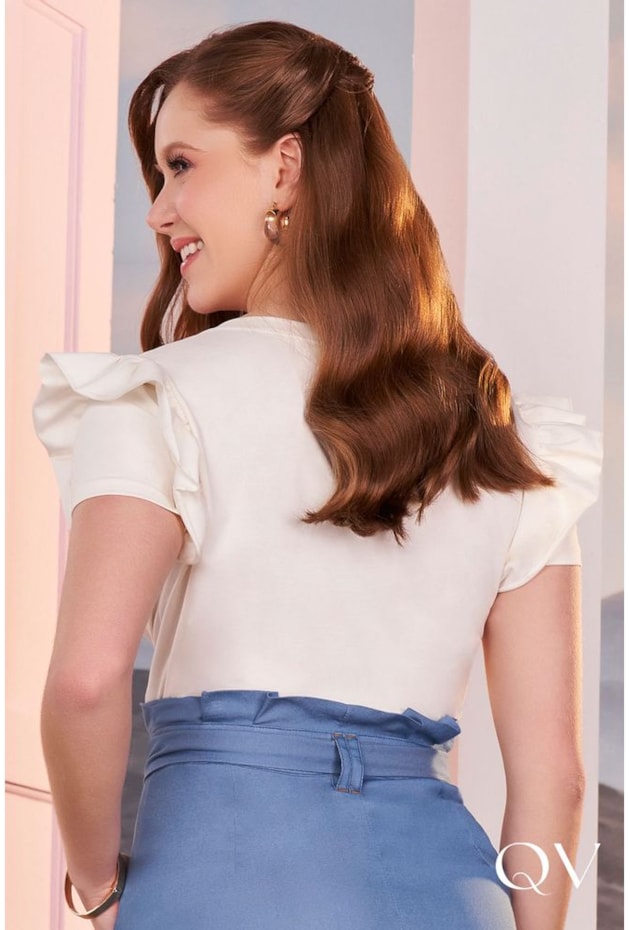 BLUSA MALHA COM BORDADO FLORES OFF WHITE - FASCÍNIUS BLUSA MALHA COM BORDADO FLORES OFF WHITE - FASCÍNIUS