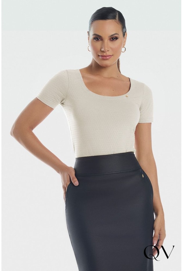 BLUSA MALHA TEXTURIZADA OFF WHITE - VIA TOLENTINO BLUSA MALHA TEXTURIZADA OFF WHITE - VIA TOLENTINO