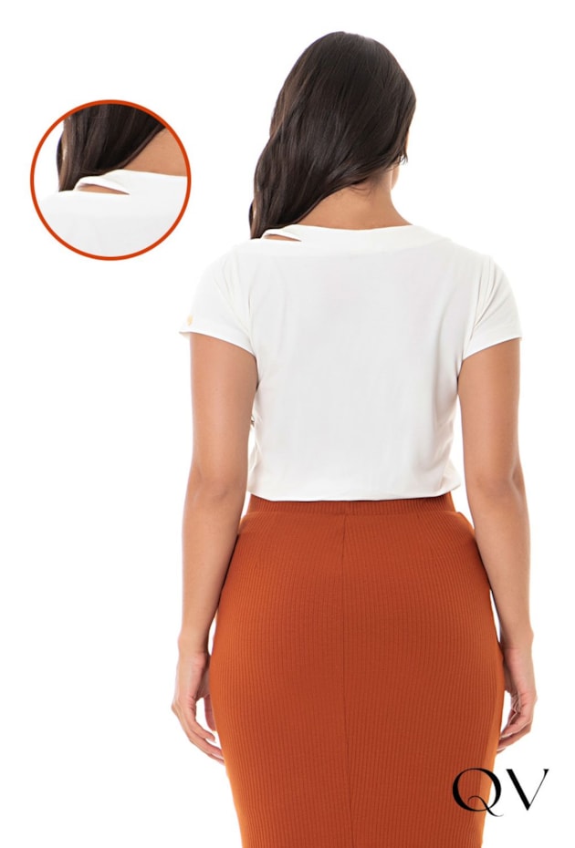 BLUSA RECORTE PÉROLAS E STRASS BRANCO - HAPUK BLUSA RECORTE PÉROLAS E STRASS BRANCO - HAPUK