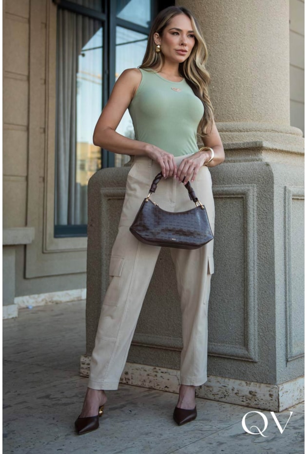 BLUSA REGATA CANELADA VERDE - LUZIA FAZZOLLI BLUSA REGATA CANELADA VERDE - LUZIA FAZZOLLI