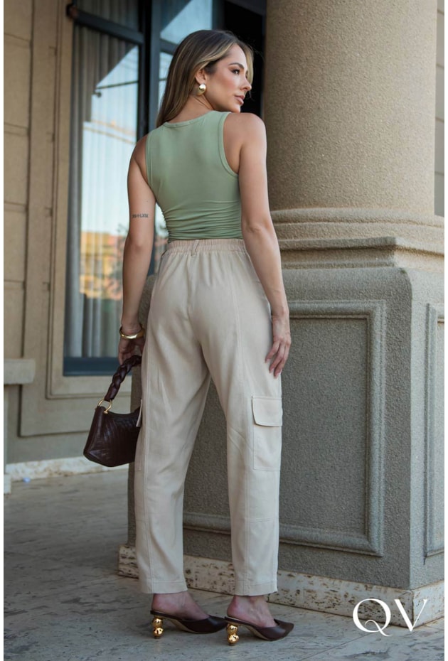 BLUSA REGATA CANELADA VERDE - LUZIA FAZZOLLI BLUSA REGATA CANELADA VERDE - LUZIA FAZZOLLI