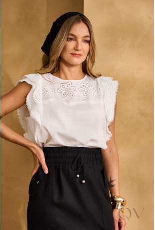 BLUSA RETA COM MANGA DE BABADOS EM OFF WHITE - ARTSY