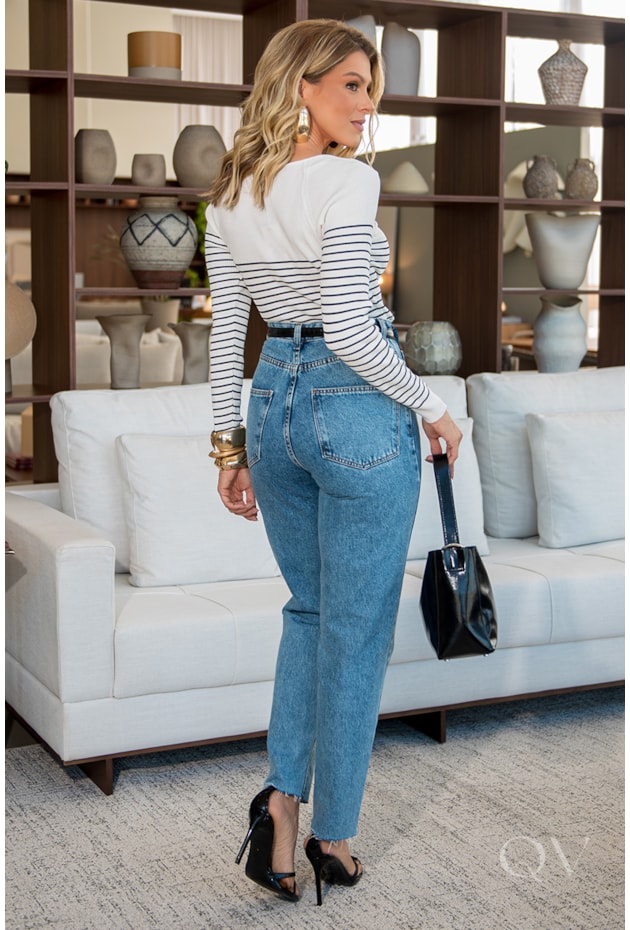 Blusa Slim Listrada Em Tricô Off White Luzia Fazzolli QVestido - Moda ...