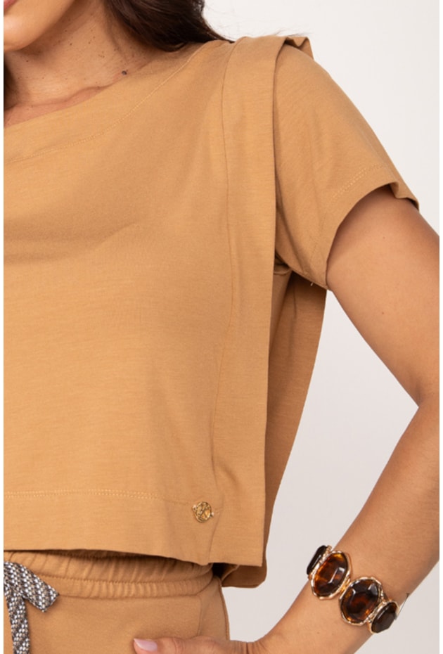 BLUSA SUAVE COM PALA EM VISCOLYCRA CARAMELO - LEKAZIS