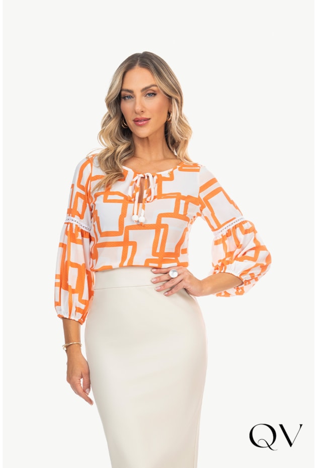 BLUSA TOQUE DE SEDA ESTAMPA GEOMÉTRICA - VIA TOLENTINO BLUSA TOQUE DE SEDA ESTAMPA GEOMÉTRICA - VIA TOLENTINO
