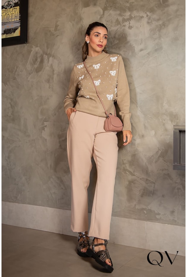 BLUSA TRICÔ LAÇOS E PÉROLAS BEGE - LUZIA FAZZOLLI BLUSA TRICÔ LAÇOS E PÉROLAS BEGE - LUZIA FAZZOLLI