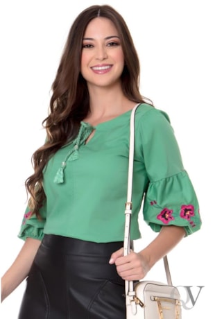 BLUSA TRICOLINE BORDADO VERDE - HAPUK