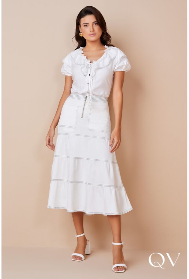 BLUSA VISCOSE COM BABADO OFF WHITE - TITANIUM JEANS BLUSA VISCOSE COM BABADO OFF WHITE - TITANIUM JEANS